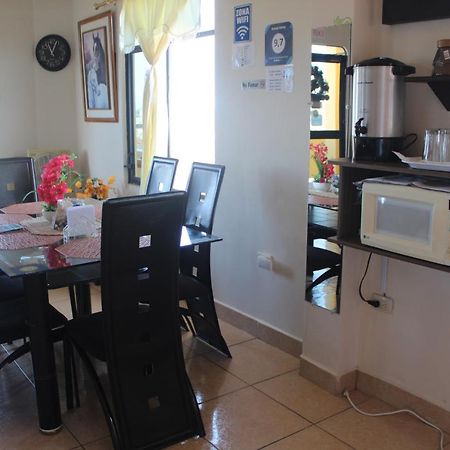 Hostal Romy Puerto Baquerizo Moreno Eksteriør bilde