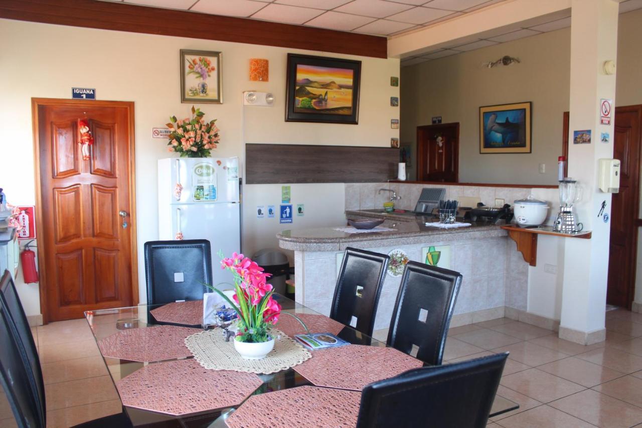 Hostal Romy Puerto Baquerizo Moreno Eksteriør bilde